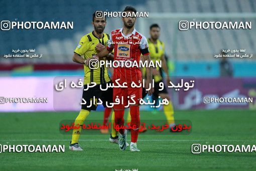 1089159, Tehran, [*parameter:4*], Iran Pro League، Persian Gulf Cup، 2017-18 season، Second Leg، Week 28، Persepolis ۱ v ۱ Pars Jonoubi Jam on 2018/04/11 at Azadi Stadium