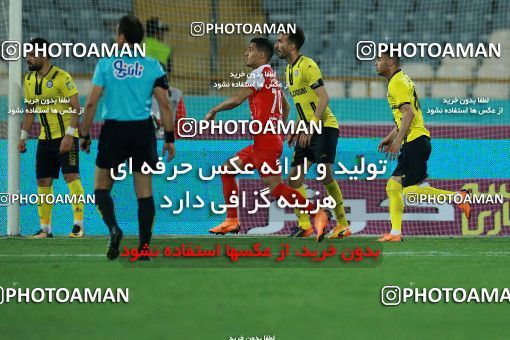 1089531, Tehran, [*parameter:4*], Iran Pro League، Persian Gulf Cup، 2017-18 season، Second Leg، Week 28، Persepolis ۱ v ۱ Pars Jonoubi Jam on 2018/04/11 at Azadi Stadium