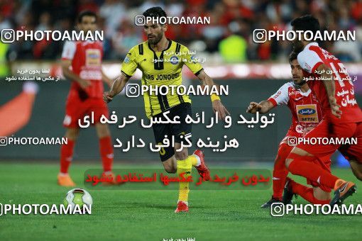 1089641, Tehran, [*parameter:4*], Iran Pro League، Persian Gulf Cup، 2017-18 season، Second Leg، Week 28، Persepolis ۱ v ۱ Pars Jonoubi Jam on 2018/04/11 at Azadi Stadium