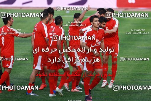 1128141, Tehran, [*parameter:4*], Iran Pro League، Persian Gulf Cup، 2017-18 season، Second Leg، Week 28، Naft Tehran ۰ v ۱ Padideh Mashhad on 2018/04/13 at Takhti Stadium