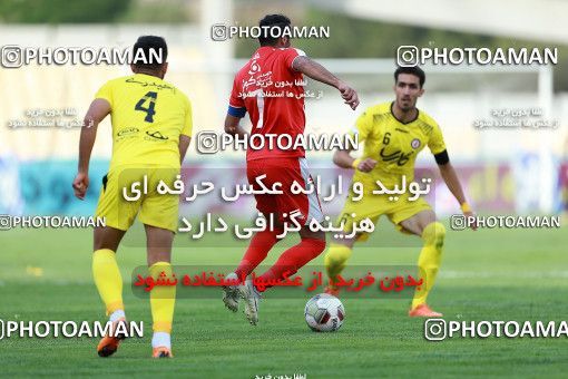 1094362, Tehran, [*parameter:4*], Iran Pro League، Persian Gulf Cup، 2017-18 season، Second Leg، Week 28، Naft Tehran ۰ v ۱ Padideh Mashhad on 2018/04/13 at Takhti Stadium