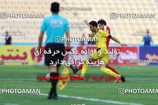 1094229, Tehran, [*parameter:4*], Iran Pro League، Persian Gulf Cup، 2017-18 season، Second Leg، Week 28، Naft Tehran ۰ v ۱ Padideh Mashhad on 2018/04/13 at Takhti Stadium