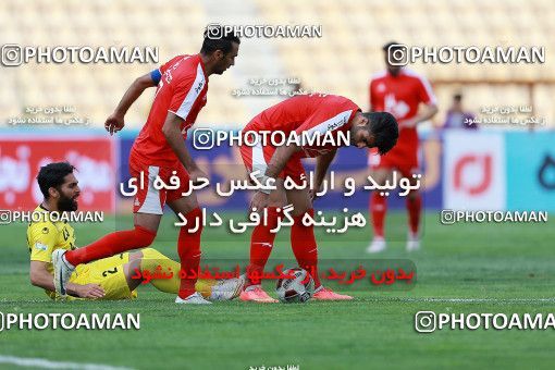 1094287, Tehran, [*parameter:4*], Iran Pro League، Persian Gulf Cup، 2017-18 season، Second Leg، Week 28، Naft Tehran ۰ v ۱ Padideh Mashhad on 2018/04/13 at Takhti Stadium