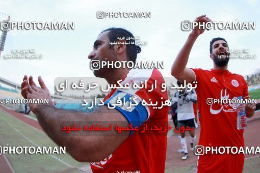 1094231, Tehran, [*parameter:4*], Iran Pro League، Persian Gulf Cup، 2017-18 season، Second Leg، Week 28، Naft Tehran ۰ v ۱ Padideh Mashhad on 2018/04/13 at Takhti Stadium