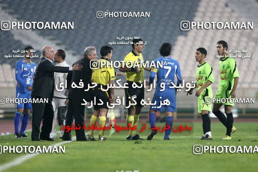 1101749, Tehran, [*parameter:4*], Iran Pro League، Persian Gulf Cup، 2010-11 season، First Leg، Week 17، Esteghlal 3 v 2 Pas on 2010/12/03 at Azadi Stadium