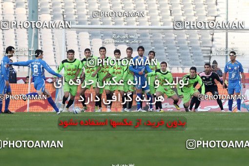 1162015, Tehran, [*parameter:4*], لیگ برتر فوتبال ایران، Persian Gulf Cup، Week 17، First Leg، Esteghlal 3 v 2 Pas on 2010/12/03 at Azadi Stadium