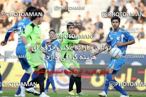 1162028, Tehran, [*parameter:4*], Iran Pro League، Persian Gulf Cup، 2010-11 season، First Leg، Week 17، Esteghlal 3 v 2 Pas on 2010/12/03 at Azadi Stadium