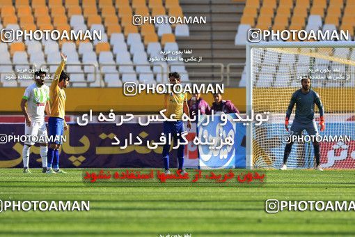 1095956, Isfahan, [*parameter:4*], Iran Pro League، Persian Gulf Cup، 2017-18 season، Second Leg، Week 20، Zob Ahan Esfahan 2 v ۱ Sanat Naft Abadan on 2018/01/18 at Naghsh-e Jahan Stadium