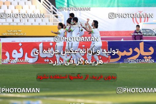 1095835, Isfahan, [*parameter:4*], Iran Pro League، Persian Gulf Cup، 2017-18 season، Second Leg، Week 20، Zob Ahan Esfahan 2 v ۱ Sanat Naft Abadan on 2018/01/18 at Naghsh-e Jahan Stadium