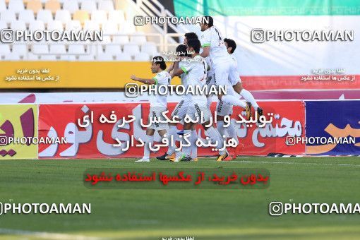 1095879, Isfahan, [*parameter:4*], Iran Pro League، Persian Gulf Cup، 2017-18 season، Second Leg، Week 20، Zob Ahan Esfahan 2 v ۱ Sanat Naft Abadan on 2018/01/18 at Naghsh-e Jahan Stadium