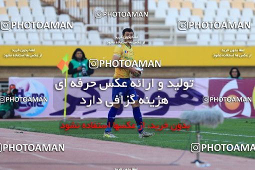 1096011, Isfahan, [*parameter:4*], Iran Pro League، Persian Gulf Cup، 2017-18 season، Second Leg، Week 20، Zob Ahan Esfahan 2 v ۱ Sanat Naft Abadan on 2018/01/18 at Naghsh-e Jahan Stadium