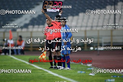 1136200, Tehran, , Iranian Hazfi Cup, 1.8 round, Khorramshahr Cup, Esteghlal ۱ v ۰ Shahin Boushehr on 2010/11/20 at Azadi Stadium