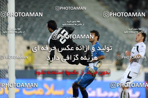 1166573, Tehran, , Iranian Hazfi Cup, 1.8 round, Khorramshahr Cup, Esteghlal ۱ v ۰ Shahin Boushehr on 2010/11/20 at Azadi Stadium