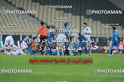 1166577, Tehran, , Iranian Hazfi Cup, 1.8 round, Khorramshahr Cup, Esteghlal ۱ v ۰ Shahin Boushehr on 2010/11/20 at Azadi Stadium