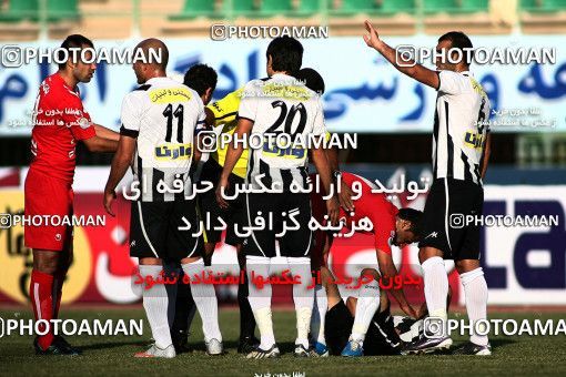 1098002, Qom, Iran, Iran Pro League، Persian Gulf Cup، 2010-11 season، First Leg، Week 15، Saba Qom ۰ v ۰ Tractor S.C. on 2010/11/11 at Yadegar-e Emam Stadium Qom