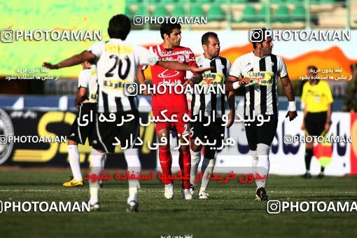 1097972, Qom, Iran, Iran Pro League، Persian Gulf Cup، 2010-11 season، First Leg، Week 15، Saba Qom ۰ v ۰ Tractor S.C. on 2010/11/11 at Yadegar-e Emam Stadium Qom