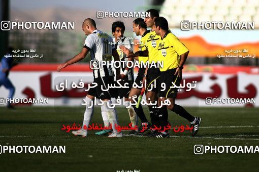 1098088, Qom, Iran, Iran Pro League، Persian Gulf Cup، 2010-11 season، First Leg، Week 15، Saba Qom ۰ v ۰ Tractor S.C. on 2010/11/11 at Yadegar-e Emam Stadium Qom