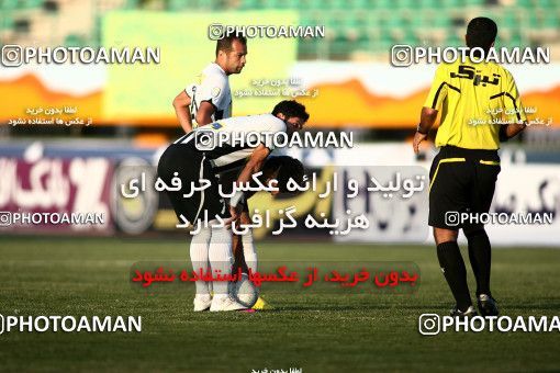 1098190, Qom, Iran, Iran Pro League، Persian Gulf Cup، 2010-11 season، First Leg، Week 15، Saba Qom ۰ v ۰ Tractor S.C. on 2010/11/11 at Yadegar-e Emam Stadium Qom