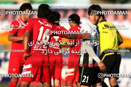 1098076, Qom, Iran, Iran Pro League، Persian Gulf Cup، 2010-11 season، First Leg، Week 15، Saba Qom ۰ v ۰ Tractor S.C. on 2010/11/11 at Yadegar-e Emam Stadium Qom