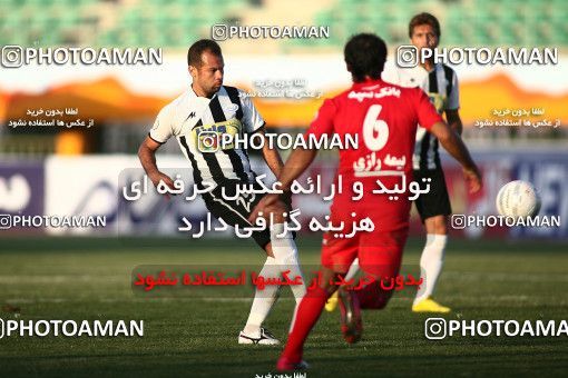 1098077, Qom, Iran, Iran Pro League، Persian Gulf Cup، 2010-11 season، First Leg، Week 15، Saba Qom ۰ v ۰ Tractor S.C. on 2010/11/11 at Yadegar-e Emam Stadium Qom