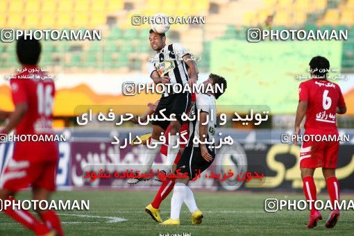 1098138, Qom, Iran, Iran Pro League، Persian Gulf Cup، 2010-11 season، First Leg، Week 15، Saba Qom ۰ v ۰ Tractor S.C. on 2010/11/11 at Yadegar-e Emam Stadium Qom