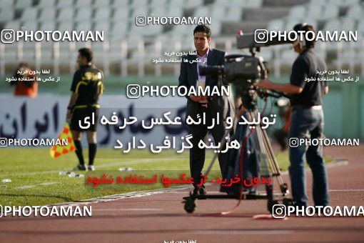 1099003, Tehran, [*parameter:4*], لیگ برتر فوتبال ایران، Persian Gulf Cup، Week 15، First Leg، Naft Tehran 1 v 0 Rah Ahan on 2010/11/12 at Shahid Dastgerdi Stadium