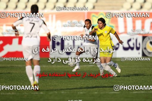 1100612, Tehran, [*parameter:4*], Iran Pro League، Persian Gulf Cup، 2010-11 season، First Leg، Week 15، Naft Tehran ۱ v ۰ Rah Ahan on 2010/11/12 at Shahid Dastgerdi Stadium