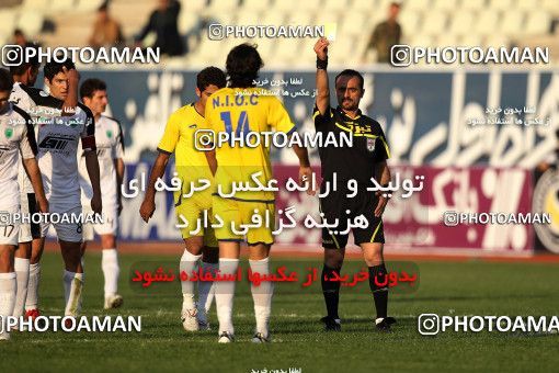 1100414, Tehran, [*parameter:4*], Iran Pro League، Persian Gulf Cup، 2010-11 season، First Leg، Week 15، Naft Tehran ۱ v ۰ Rah Ahan on 2010/11/12 at Shahid Dastgerdi Stadium