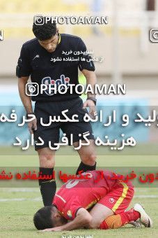 1100240, Ahvaz, [*parameter:4*], Iran Pro League، Persian Gulf Cup، 2017-18 season، Second Leg، Week 20، Foulad Khouzestan ۱ v 2 Paykan on 2018/02/15 at Ahvaz Ghadir Stadium