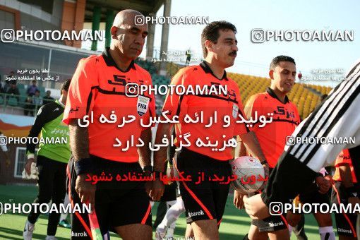 1108526, Qom, Iran, Iran Pro League، Persian Gulf Cup، 2010-11 season، First Leg، Week 17، Saba Qom ۱ v ۰ Malvan Bandar Anzali on 2010/12/03 at Yadegar-e Emam Stadium Qom