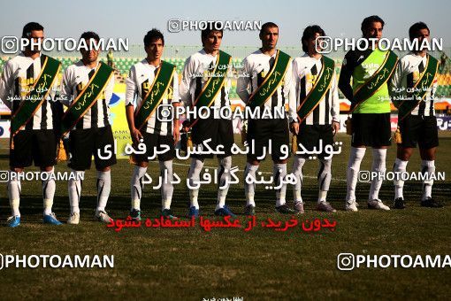 1108566, Qom, Iran, Iran Pro League، Persian Gulf Cup، 2010-11 season، First Leg، Week 17، Saba Qom ۱ v ۰ Malvan Bandar Anzali on 2010/12/03 at Yadegar-e Emam Stadium Qom