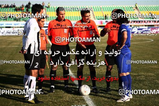 1108540, Qom, Iran, Iran Pro League، Persian Gulf Cup، 2010-11 season، First Leg، Week 17، Saba Qom ۱ v ۰ Malvan Bandar Anzali on 2010/12/03 at Yadegar-e Emam Stadium Qom