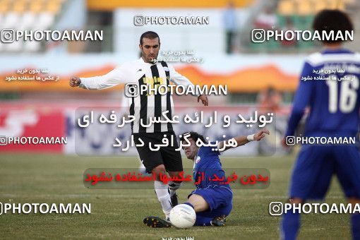 1108399, Qom, Iran, Iran Pro League، Persian Gulf Cup، 2010-11 season، First Leg، Week 17، Saba Qom ۱ v ۰ Malvan Bandar Anzali on 2010/12/03 at Yadegar-e Emam Stadium Qom