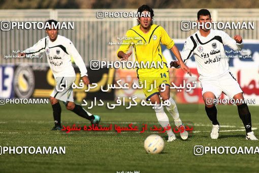 1109090, Tehran, [*parameter:4*], Iran Pro League، Persian Gulf Cup، 2010-11 season، First Leg، Week 17، Naft Tehran 2 v 2 Shahin Boushehr on 2010/12/04 at Takhti Stadium