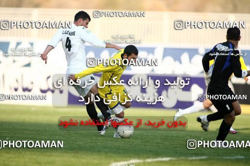 1108736, Tehran, [*parameter:4*], Iran Pro League، Persian Gulf Cup، 2010-11 season، First Leg، Week 17، Naft Tehran 2 v 2 Shahin Boushehr on 2010/12/04 at Takhti Stadium