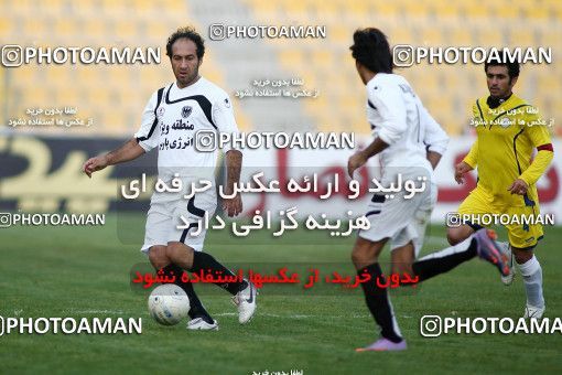 1108730, Tehran, [*parameter:4*], Iran Pro League، Persian Gulf Cup، 2010-11 season، First Leg، Week 17، Naft Tehran 2 v 2 Shahin Boushehr on 2010/12/04 at Takhti Stadium