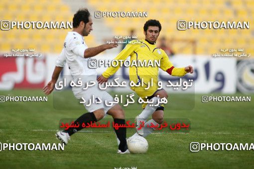 1108973, Tehran, [*parameter:4*], Iran Pro League، Persian Gulf Cup، 2010-11 season، First Leg، Week 17، Naft Tehran 2 v 2 Shahin Boushehr on 2010/12/04 at Takhti Stadium