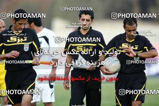 1109140, Tehran, [*parameter:4*], Iran Pro League، Persian Gulf Cup، 2010-11 season، First Leg، Week 17، Naft Tehran 2 v 2 Shahin Boushehr on 2010/12/04 at Takhti Stadium