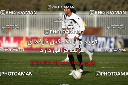 1109039, Tehran, [*parameter:4*], لیگ برتر فوتبال ایران، Persian Gulf Cup، Week 17، First Leg، Naft Tehran 2 v 2 Shahin Boushehr on 2010/12/04 at Takhti Stadium