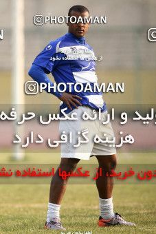 1109607, Tehran, , Esteghlal Football Team Training Session on 2010/12/08 at Sanaye Defa Stadium