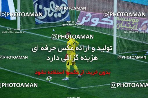 1115669, Tehran, [*parameter:4*], لیگ برتر فوتبال ایران، Persian Gulf Cup، Week 30، Second Leg، Persepolis 3 v 0 Sepid Roud Rasht on 2018/04/27 at Azadi Stadium