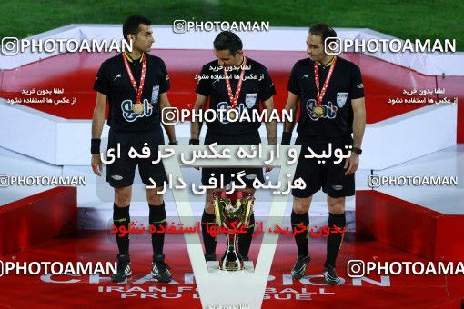 1115629, Tehran, [*parameter:4*], لیگ برتر فوتبال ایران، Persian Gulf Cup، Week 30، Second Leg، Persepolis 3 v 0 Sepid Roud Rasht on 2018/04/27 at Azadi Stadium