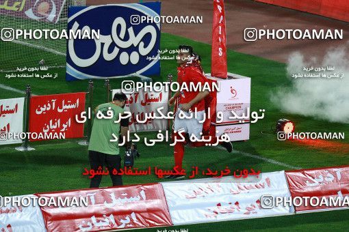 1115200, Tehran, [*parameter:4*], لیگ برتر فوتبال ایران، Persian Gulf Cup، Week 30، Second Leg، Persepolis 3 v 0 Sepid Roud Rasht on 2018/04/27 at Azadi Stadium