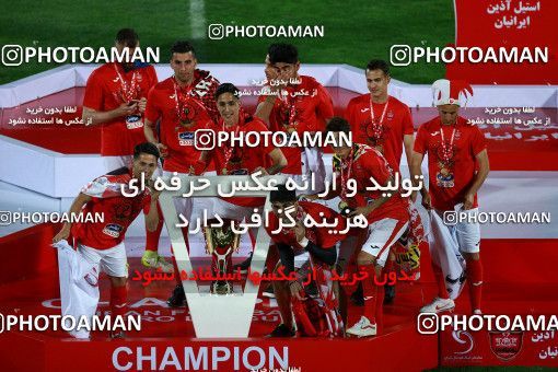 1115550, Tehran, [*parameter:4*], لیگ برتر فوتبال ایران، Persian Gulf Cup، Week 30، Second Leg، Persepolis 3 v 0 Sepid Roud Rasht on 2018/04/27 at Azadi Stadium