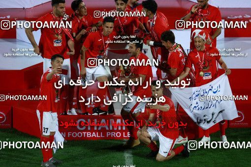 1115757, Tehran, [*parameter:4*], لیگ برتر فوتبال ایران، Persian Gulf Cup، Week 30، Second Leg، Persepolis 3 v 0 Sepid Roud Rasht on 2018/04/27 at Azadi Stadium