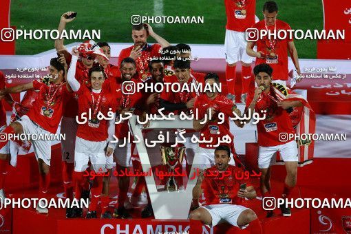 1115566, Tehran, [*parameter:4*], لیگ برتر فوتبال ایران، Persian Gulf Cup، Week 30، Second Leg، Persepolis 3 v 0 Sepid Roud Rasht on 2018/04/27 at Azadi Stadium