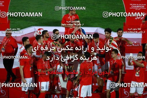 1115483, Tehran, [*parameter:4*], لیگ برتر فوتبال ایران، Persian Gulf Cup، Week 30، Second Leg، Persepolis 3 v 0 Sepid Roud Rasht on 2018/04/27 at Azadi Stadium