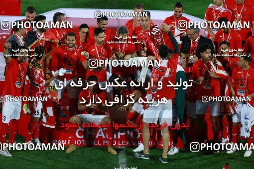 1115910, Tehran, [*parameter:4*], لیگ برتر فوتبال ایران، Persian Gulf Cup، Week 30، Second Leg، Persepolis 3 v 0 Sepid Roud Rasht on 2018/04/27 at Azadi Stadium