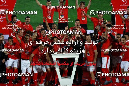 1115455, Tehran, [*parameter:4*], لیگ برتر فوتبال ایران، Persian Gulf Cup، Week 30، Second Leg، Persepolis 3 v 0 Sepid Roud Rasht on 2018/04/27 at Azadi Stadium