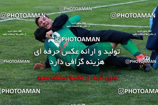 1120325, Tehran, [*parameter:4*], Iran Pro League، Persian Gulf Cup، 2017-18 season، Second Leg، Week 30، Naft Tehran ۰ v ۱ Zob Ahan Esfahan on 2018/04/27 at Takhti Stadium